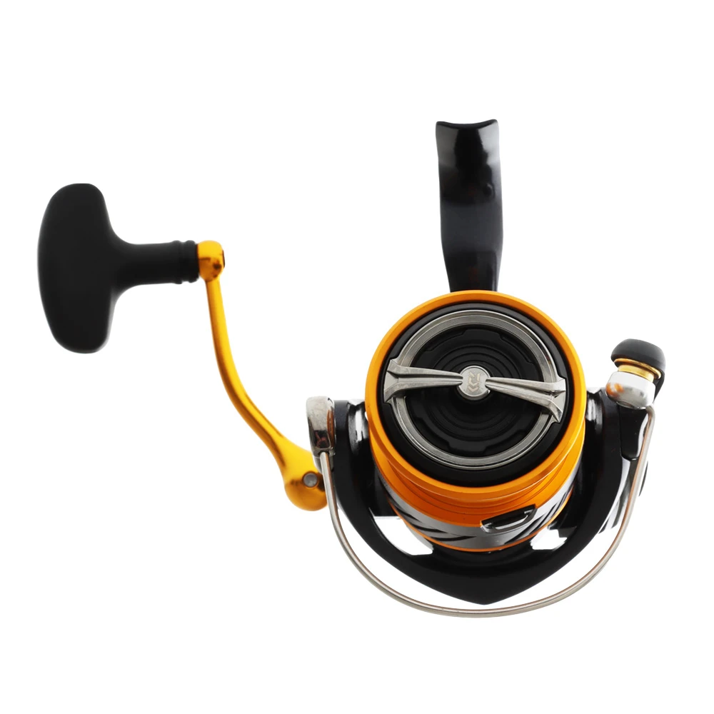 Daiwa 19 Revros LT 3000-C Light Tackle Spinning Reel 8 Daiwa 19 Revros LT 3000-C Light Tackle Spinning Reel - Image 6