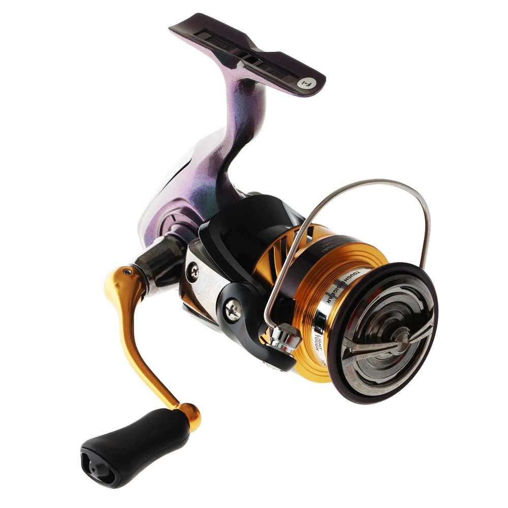 Daiwa Laguna LT 3000-CA Light Tackle Spinning Reel 4 Daiwa Laguna LT 3000-CA Light Tackle Spinning Reel - Image 2