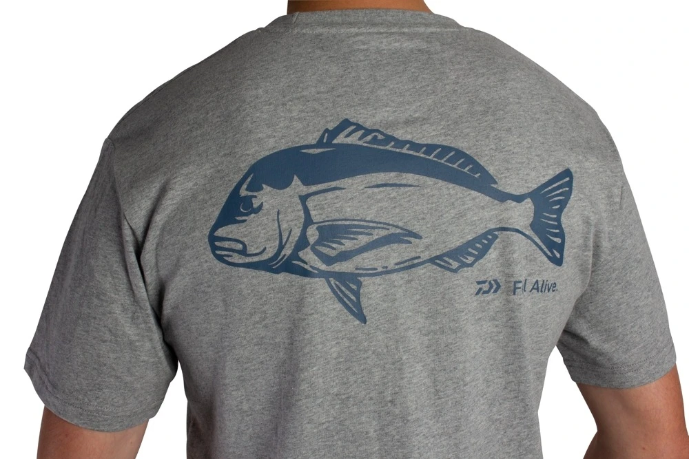 Daiwa Feel Alive Snapper Mens T-Shirt Grey Marle 6 Daiwa Feel Alive Snapper Mens T-Shirt Grey Marle - Image 4
